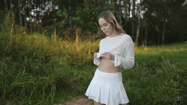 Stunning18 - Alice bên bờ hồ - VLXX.AS