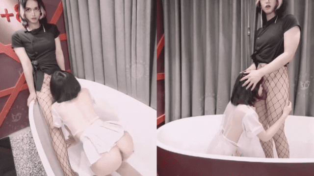 Em gái ngực lép lên Twitter thủ dâm show bím P2 - VLXX.AS